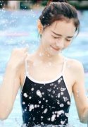 泅水穿泳衣到底需不需要穿？搞错了会比力尴尬